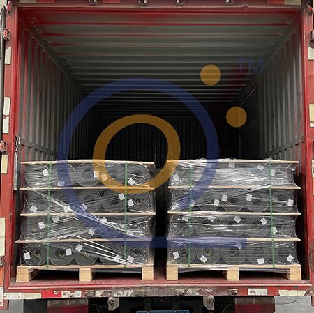 Product_Sidephoto_Polyester Flex Banner Roll_6